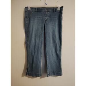 Lee Women's Capri Blue Jeans Size 11‎